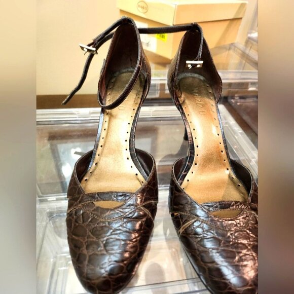 Michelle D 8M Fudge Crocodile Closed Toe High Heels with Ankle Strap - Picture 2 of 15